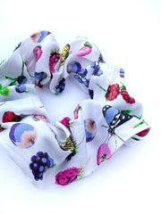 BLUMY SCRUNCHIE // SEIDE