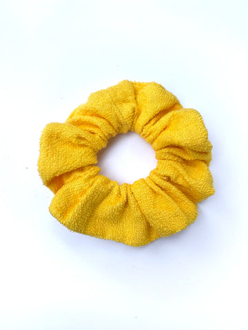 GELBES SCRUNCHIE "STRAND" // BAUMWOLLE