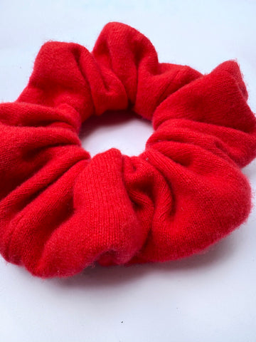 MILA SCRUNCHIE ROT // KASCHMIR